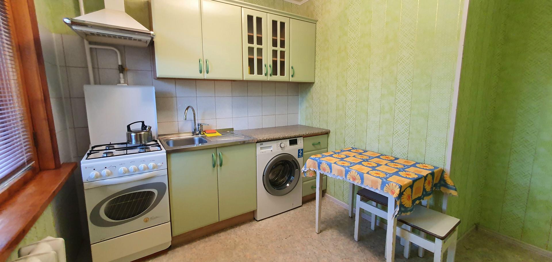 Сдается квартира в компрессоре в латвийском 51. Кисловодск красноармейская 7. Ул латвийская екатеринбург какой район. Суточная квартира в екатеринбурге. Квартира на сутки екатеринбург.