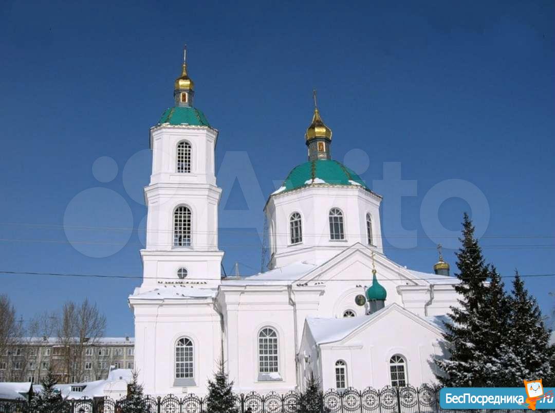 Церковь на тарской омск. Крестовоздвиженский кафедральный собор Омск. Собор на Тарской улице Омск. Храм Тарская 33 Омск.